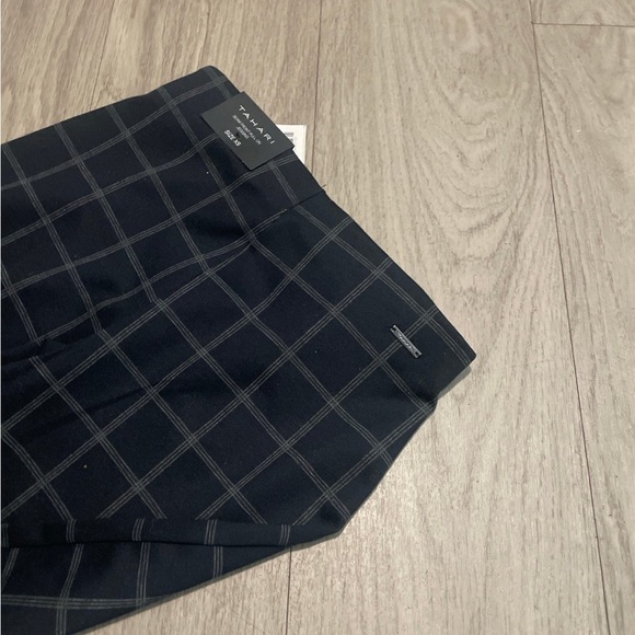 Tahari Women's Black Checkered Pants - Picture 3 of 3